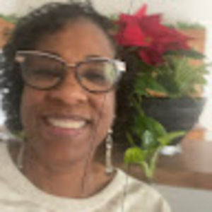 Meet your Posher, Paula